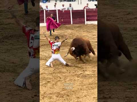 De Rodillas Pablo Ramiro Al Toro Bravo ¡De Infarto! #shorts