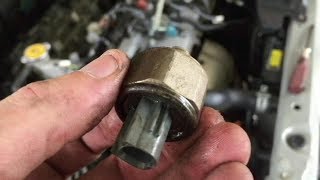 Removing plenum & intake manifold to get the two knock sensors on a
1mz-fe 3.0l v6 camry https://amzn.to/2lavjrc https://amzn.to/2lbyo3i
https://amzn.to/2...