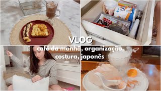 VLOG: rotina, almoço, organizando gaveta da cozinha, dando uma de costureira, jantar japonês e mais