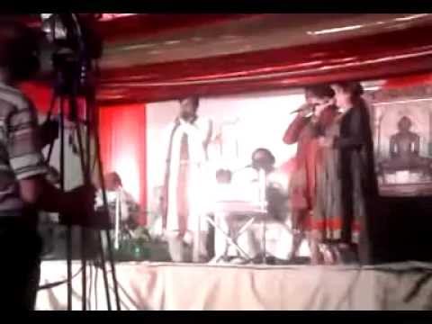 RAVINDRA JAIN JI PERFORMING JAIN BHAJAN  mahaveer ki moongavarni moorat