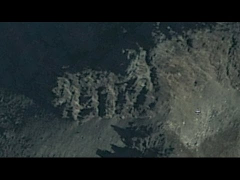 200 ft Alien Statue Found In Patagonia