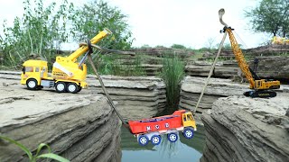 Tata Truck And Bus Accident Help By King Cobra Snake | Crane | Bruder Tractor | Toy video | CS Toy