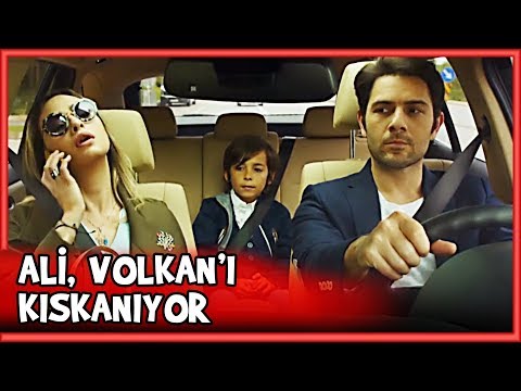 Ali, Volkan'ı Kıskandı! - Küçük Ağa 17. Bölüm