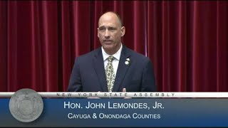 Assemblyman Lemondes speaks against hunting regulation bill