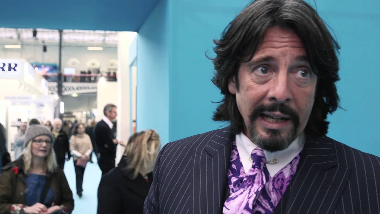 Designer Spotlight Laurence Llewelyn Bowen Talks Trends