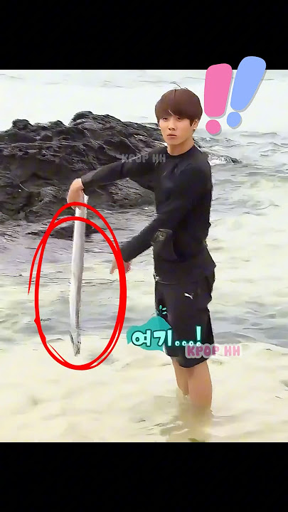 Jungkook Menangkap Ikan Dengan Tangannya 🖐🐠 #shorts #jungkook #btsshorts
