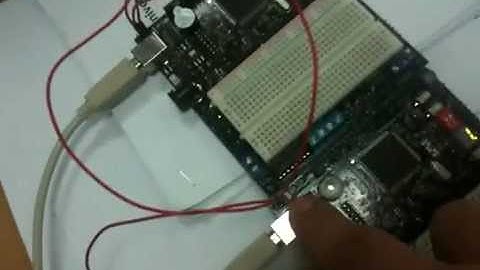 SPI between 2 HCS12 MCU .avi