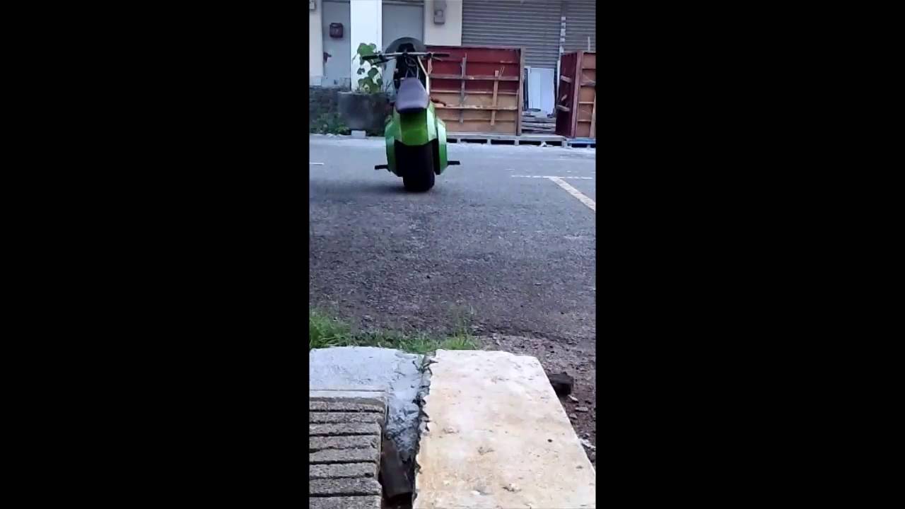 Green one wheel gyro motorcycle, Product of Mr. Yee from Penang