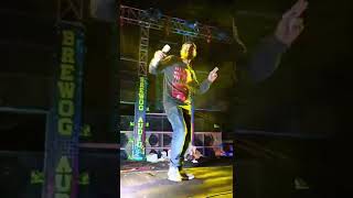  Senyum Masbre Asik Joget