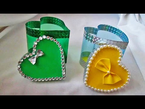 Gift packing from a plastic bottle to Valentine's Day