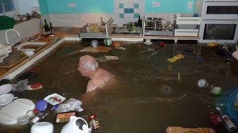 Fallout: New Vegas simple time stop glitch (read disc. for instructions)