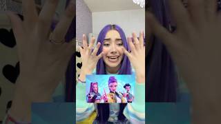 Abriendo un CALENDARIO de Adviento de GUERRERAS DEL KPOP🎄🎁