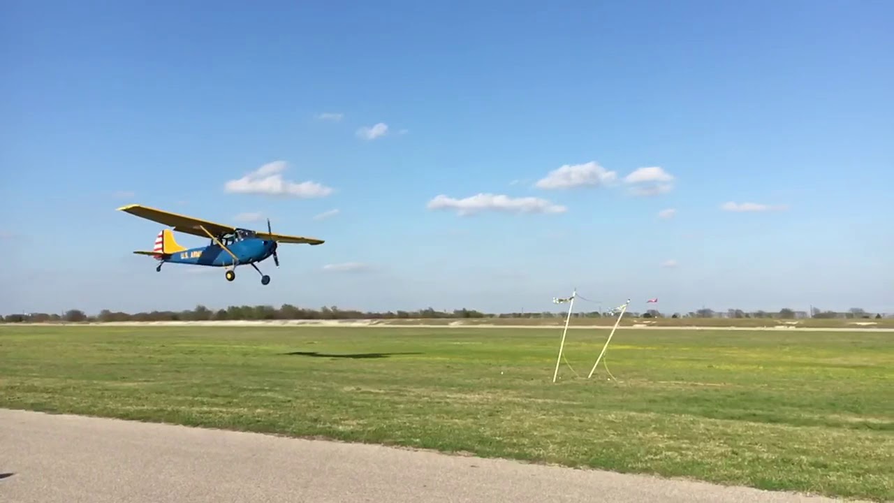 Big Q Aviation Banner Pickup