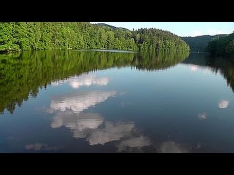 Video: Ist Das Monster Aus Dem Höllensee Auf Der Jagd Nach Touristen? - Alternative Ansicht