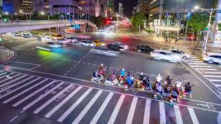 Busy Traffic Light Time-lapse with Solo Relaxing Piano