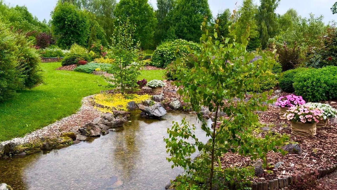 10.07.2025 Даже в дождь найдутся работы в саду. Вот доделаю и отдохну. Знакомо?