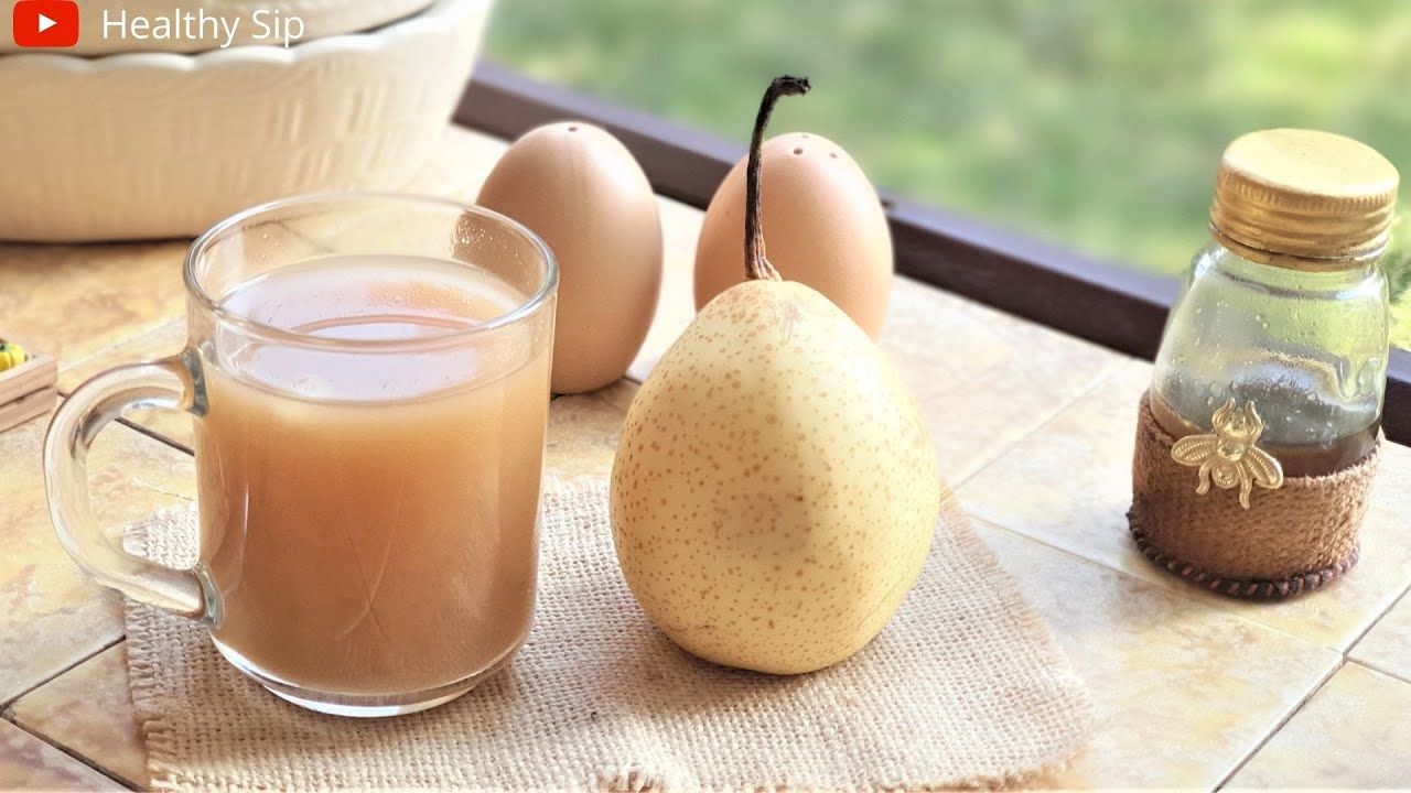 Warm Winter Pear Breakfast Smoothie