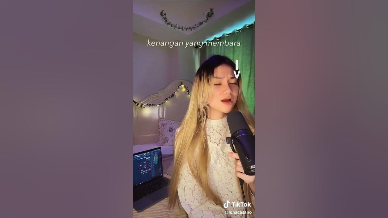 lagu kamin jony kita artikan pakau bahasa Indonesia😉 😔🤗.....