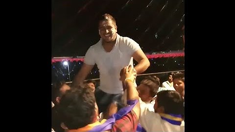 Fb King Banty Dixit His Drithday Celebrate Full Enjoy