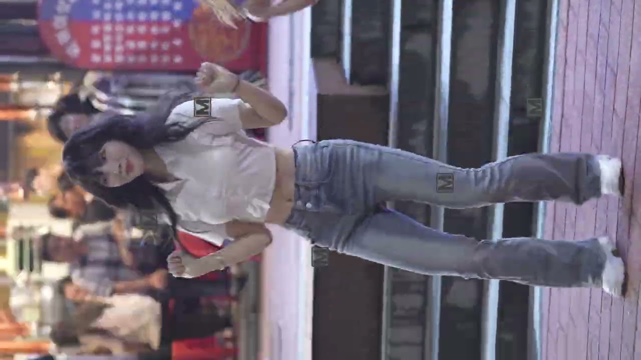 250906 홍대 버스킹4존 레브 수경