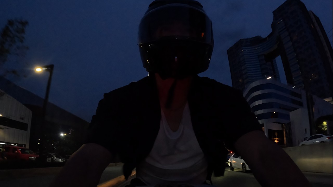 Chill Night Ride en la ciudad | ZX-6R - YouTube