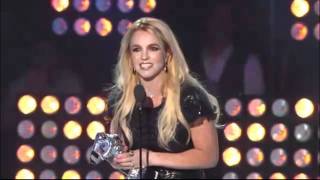 Best Female (Winner): Britney Spears (Fan-made) (Live)