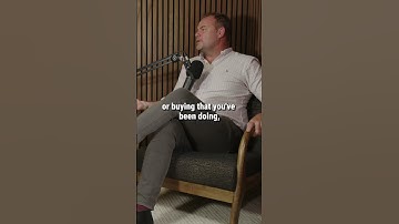 💸🤔☝️Smart Holiday Spending Tips: Stick to Your Budget! | Andrew Baxter