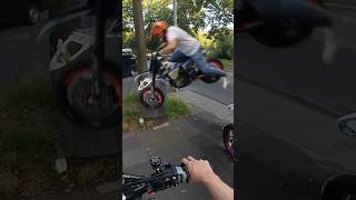 In den Müll ?️ davidbost motorrad gehtsteil shorts