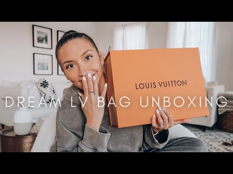 Unboxing LOUIS VUITTON Watch Packaging