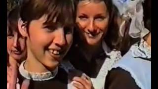 Старое видео Школьная линейка и выпускной как за 15 лет всё изменилось! Старое видео Школьная линейка и выпускной как за 15 лет всё изменилось!