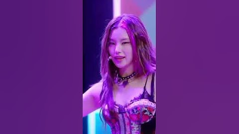 ITZY loco whatsapp status||Crazy in love||Like and subscribe❤️ #itzy #love #kpop #girlgroup #song