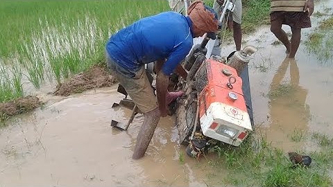 ST960 Di Power tiller badly stuck in mud || Amezing rescue by power tiller driver @FarmingAreaofficial