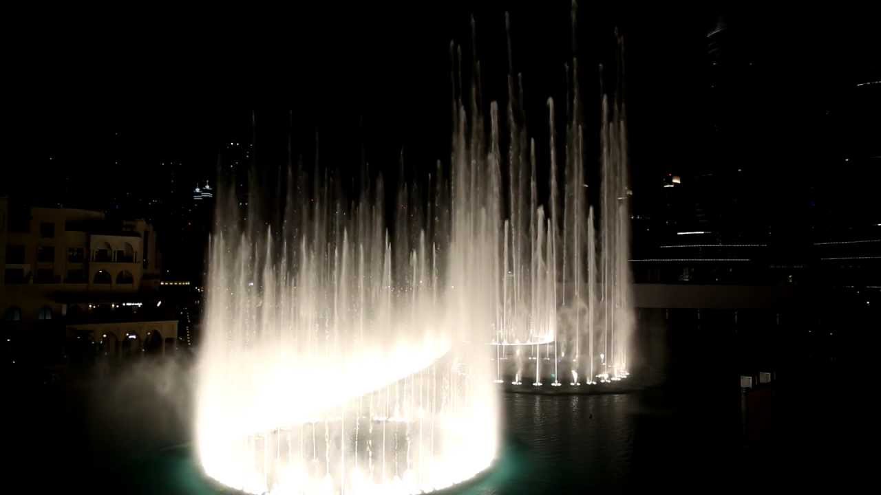 Dubai Fountain - Burj Khalifa - Michael Jackson - Thriller! FULL HD!