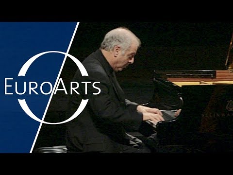 Barenboim: Frederic Chopin - Valse in E minor Op. Posth.