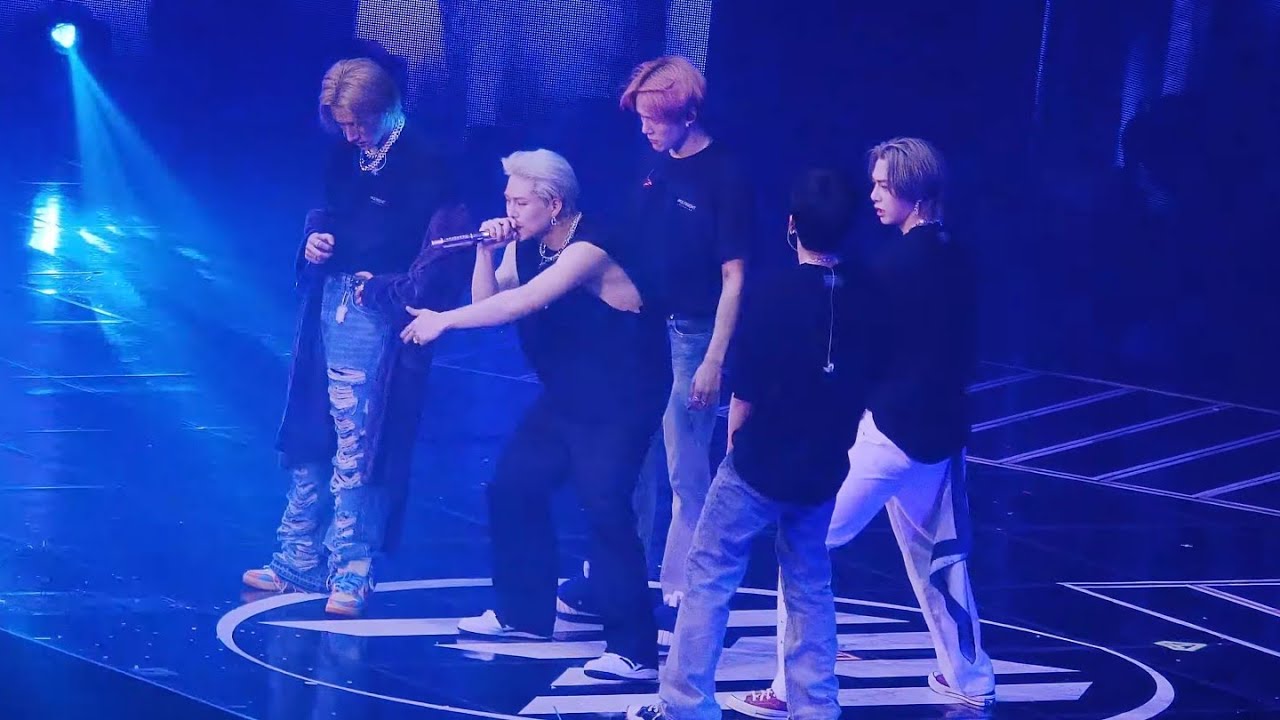 [몬스타엑스] 220429 FANCON MX AGENT - ZONE (MONSTA X 직캠 fancam)(자꾸 벗겨지는 고래슬리퍼)