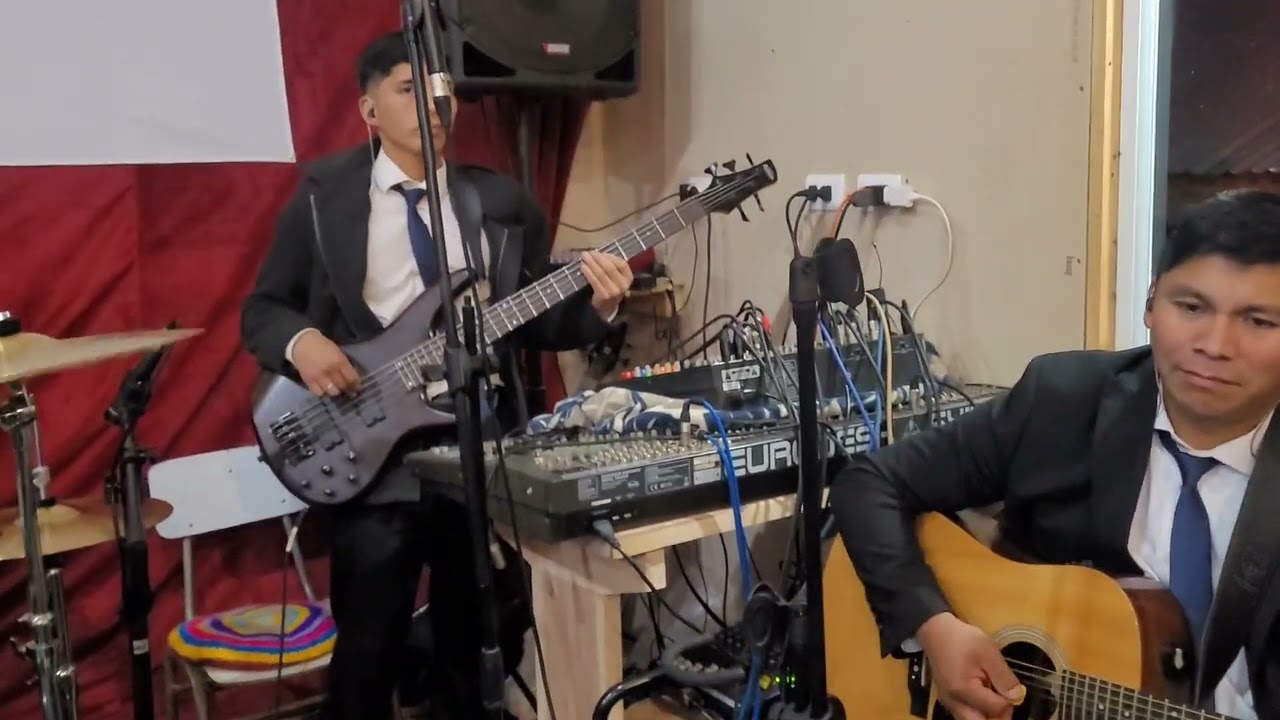 Alabanza tu eres mi siervo,esta aqui,cruza este jordán..