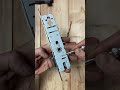 Как перевернуть язычок у врезного дверного замка
