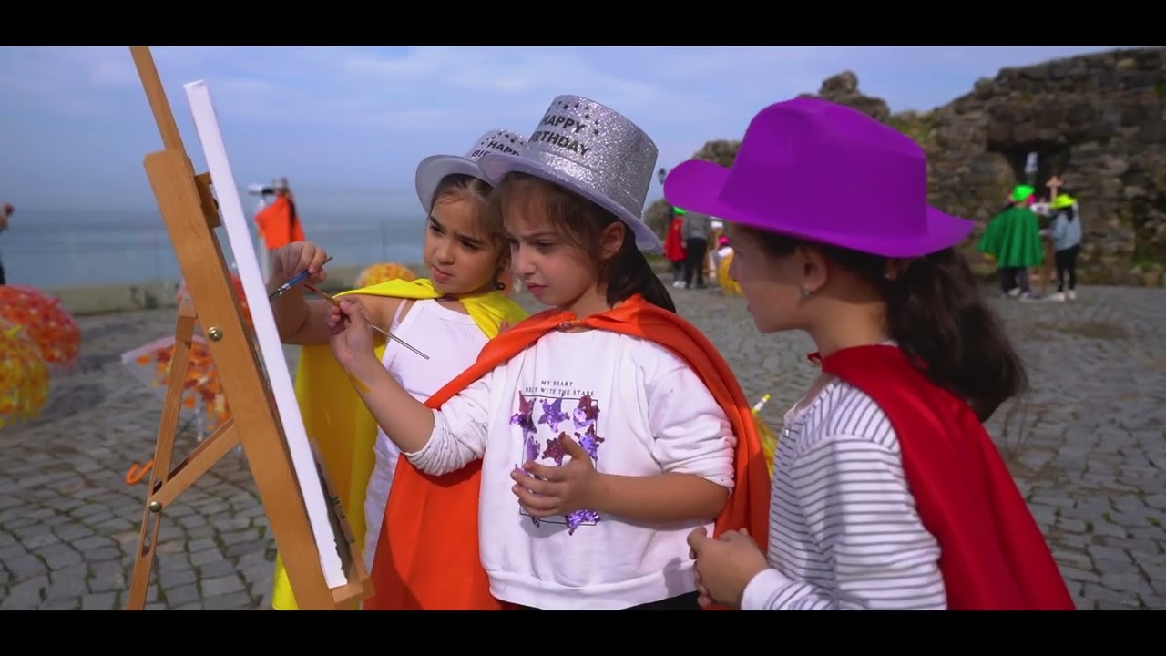 შემოდგომა ხატავს კლიპი