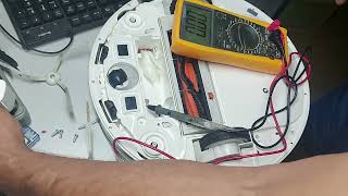 Ремонт робот пылесос Mi Robot Vacuum не заряжает, проблема с зарядкой