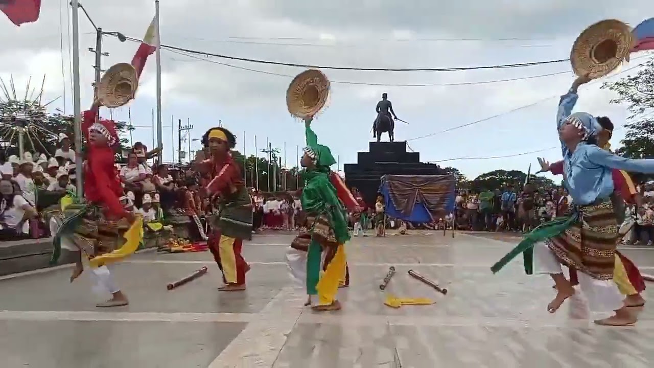 Binakayan Elementary School performance 👍😀