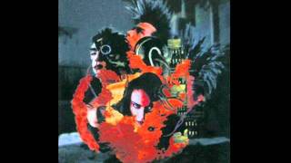 BUCK-TICK『狂った太陽』に漂う、ただならぬ気配――バンドの