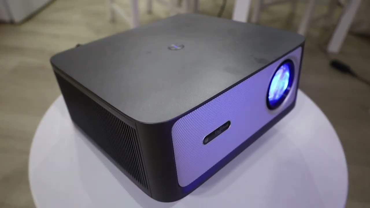 Thundeal TD98 Pro - Powerful and Bright Android Projector - YouTube