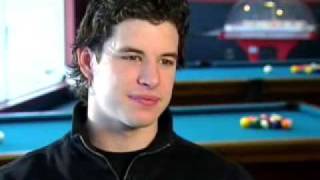 Penguins Star Sidney Crosby Shoots Pool With Michelle