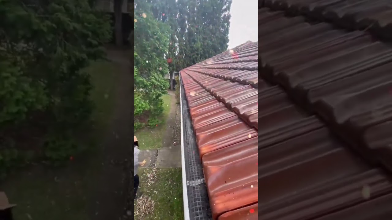 Keep Your Gutters Clear and Flowing! Trust Jim’s Mowing for expert gutter cleaning