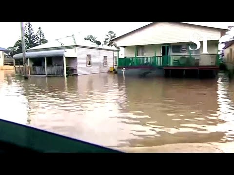 Heavy rain and floods batter Australia's east coast