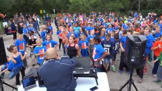 2016 Mahomet IL Lincoln Trail 4th Grade Bulldogs Dawg Walk Dance Party