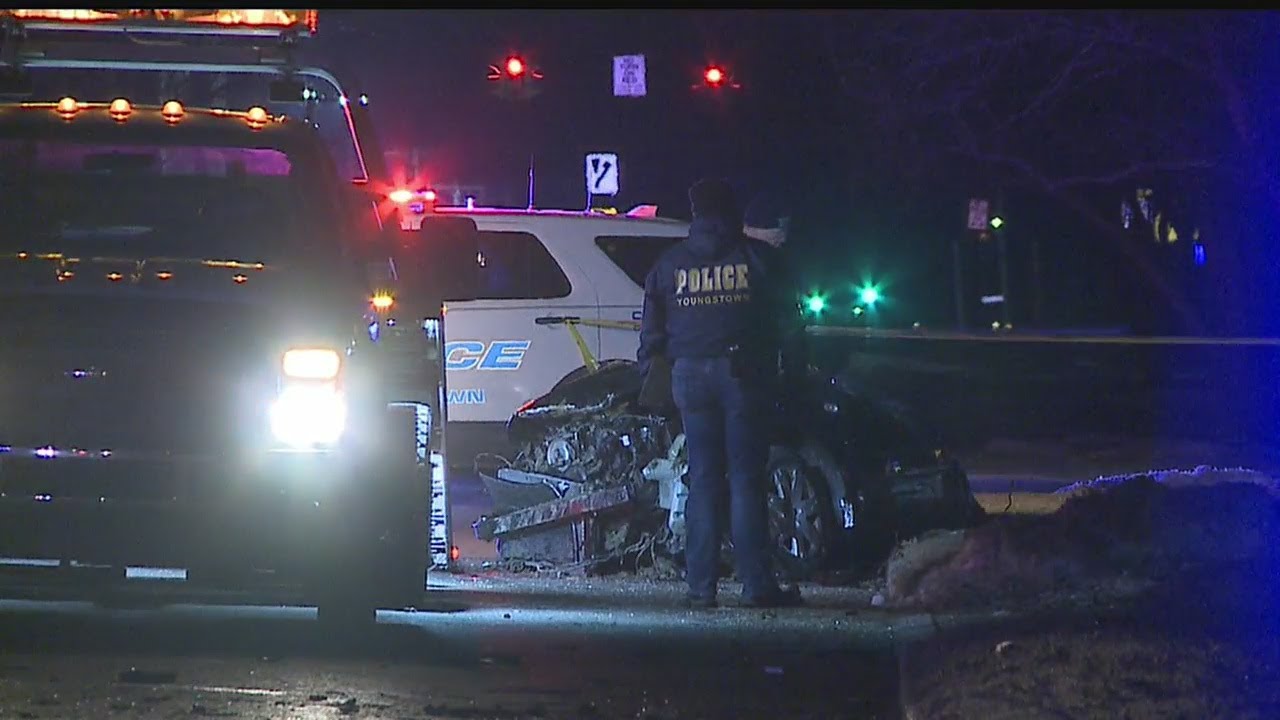 One killed in Youngstown after car split in half during crash - YouTube