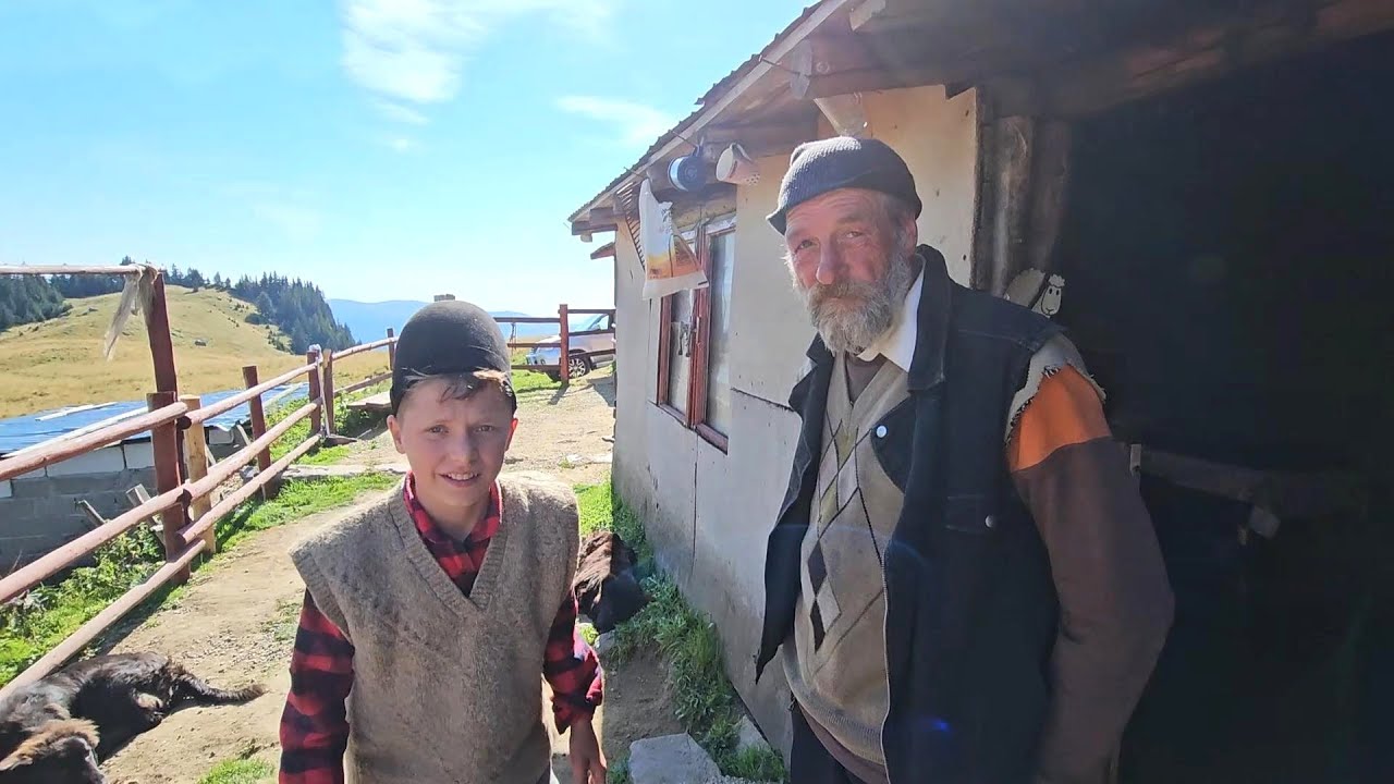 НА ХАЛАТКЕ ДЖИКИ ИЛИЕСКУ В ГОРАХ БУЧЕДЖИ. ЖИЗНЬ НА ХАЛАТКЕ КАЖДЫЙ ДЕНЬ.