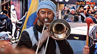 Champs-Elysées Parade