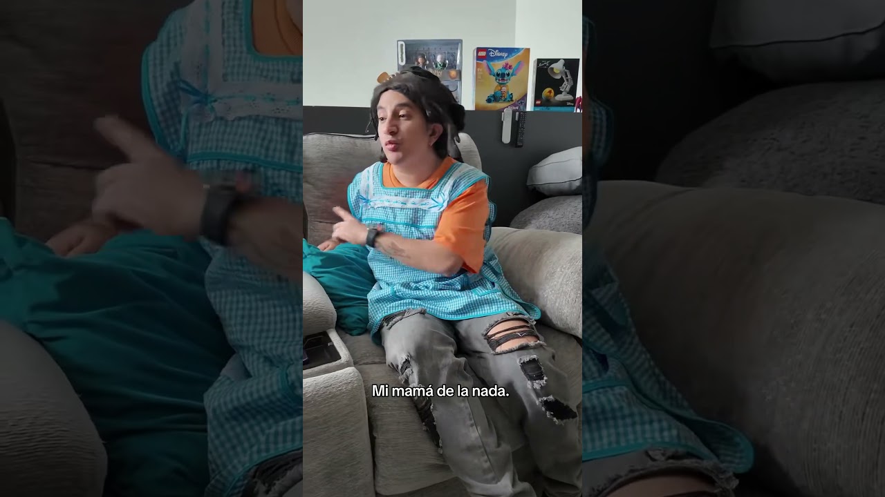 Mi mamá de la nada 😂